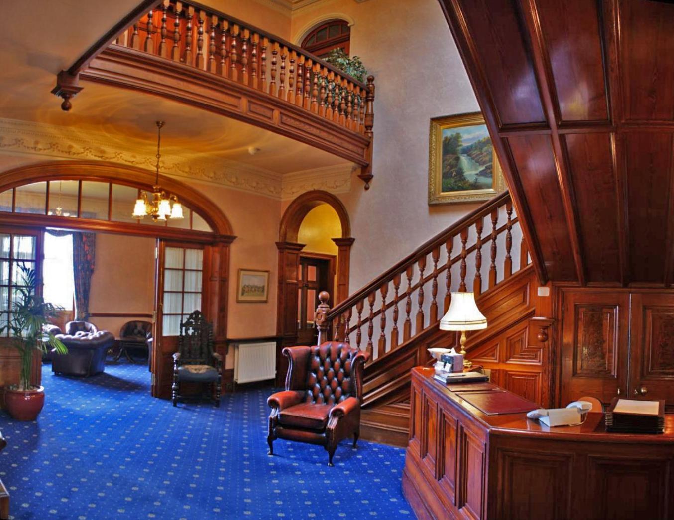 Ramnee Hotel Forres Extérieur photo