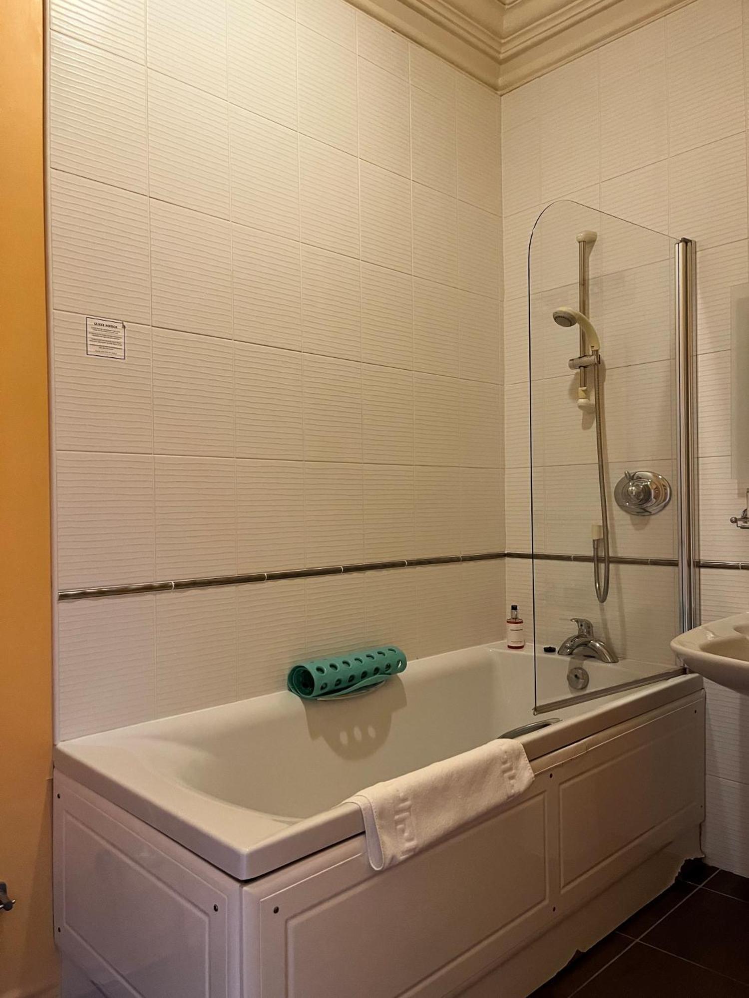 Ramnee Hotel Forres Chambre photo