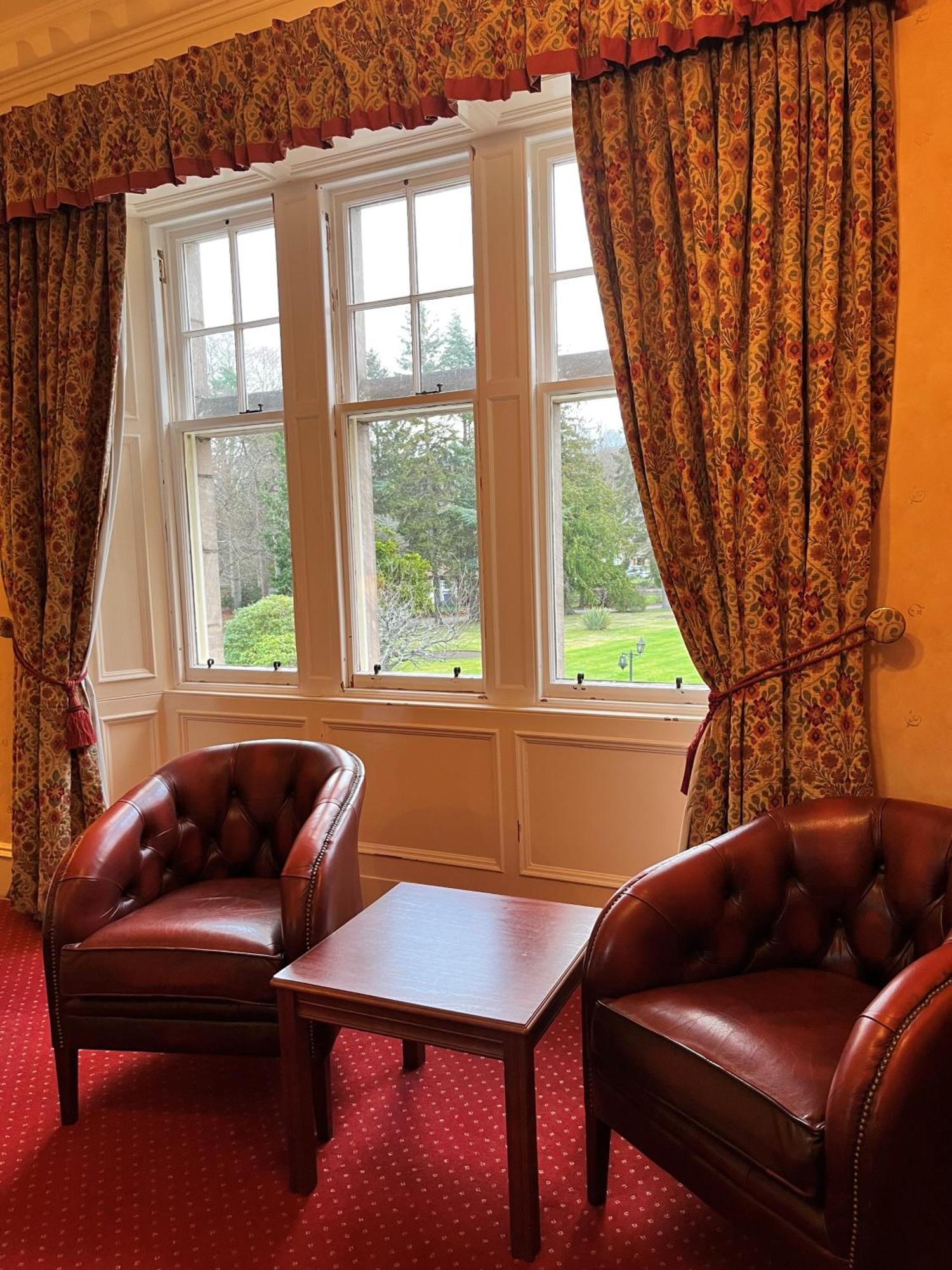 Ramnee Hotel Forres Extérieur photo