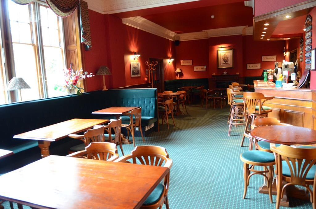 Ramnee Hotel Forres Extérieur photo