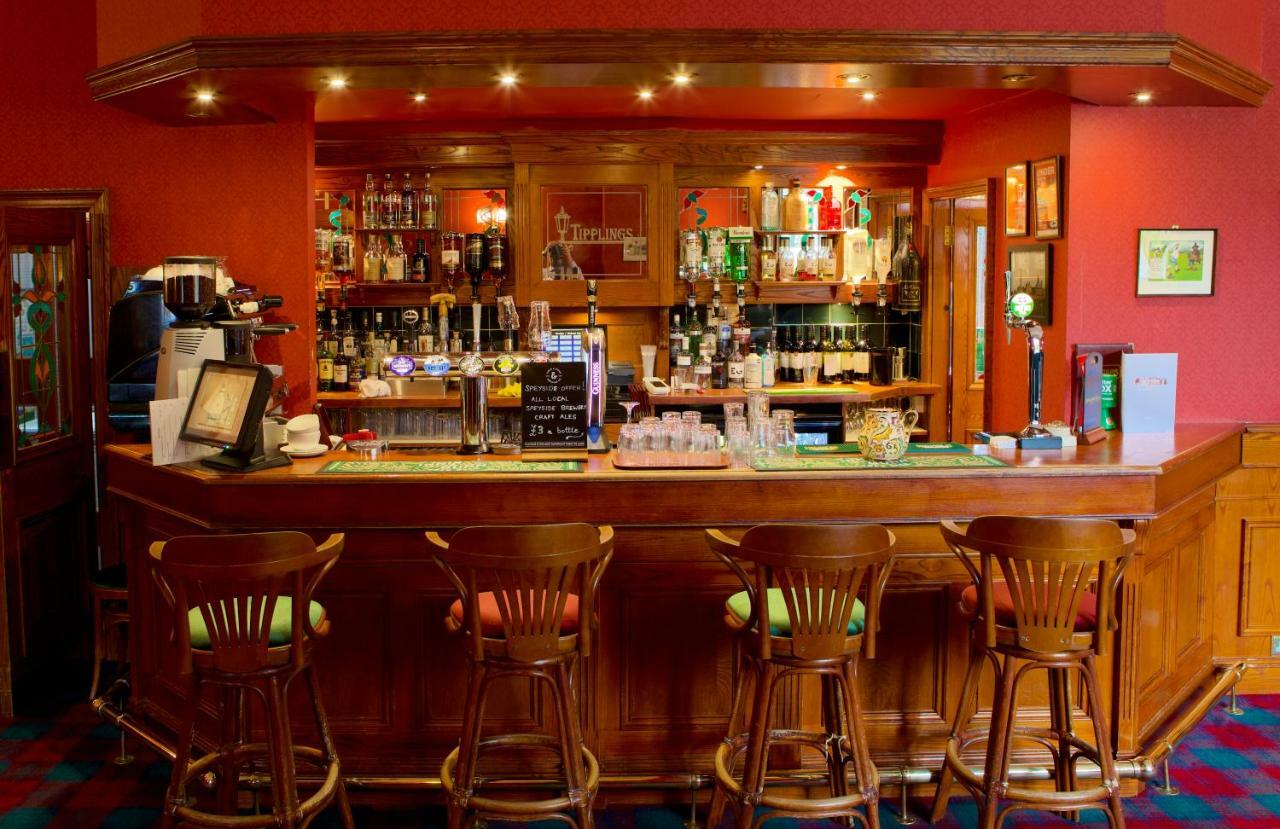 Ramnee Hotel Forres Extérieur photo